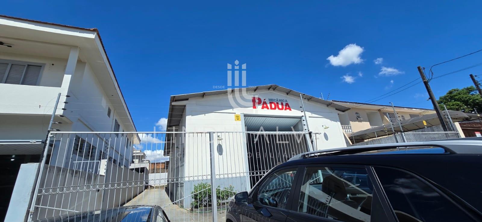 Barracão pré-moldado à venda na Rua Carijós - Foz do Iguaçu PR