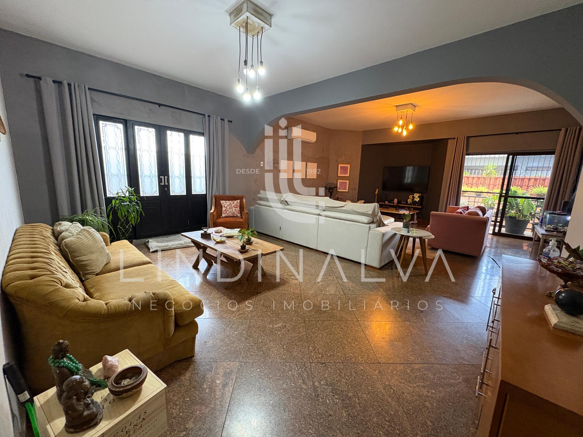 Apartamento amplo em Localização Estratégica, no centro de Foz do Iguaçu