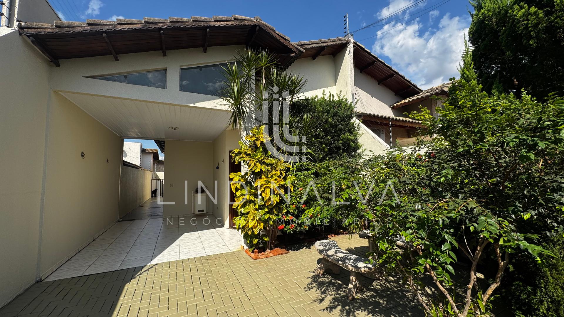 Casa semi-mobiliada no Jardim Ipê, região da Vila A - apta par...