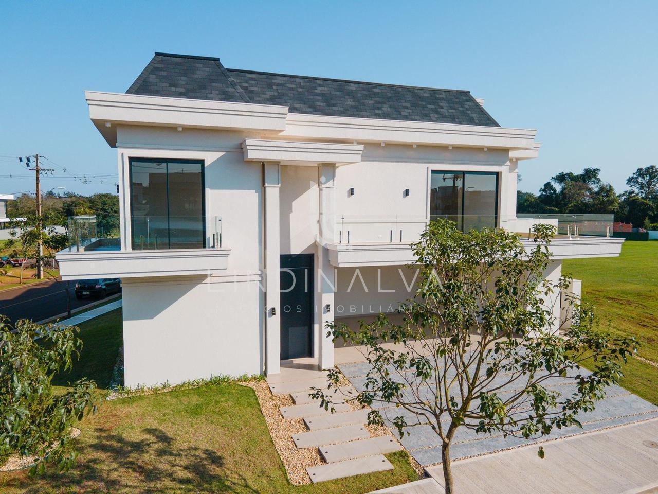 Sobrado à venda no Complexo Royal Fase 1 - com 4 suítes, pisci...