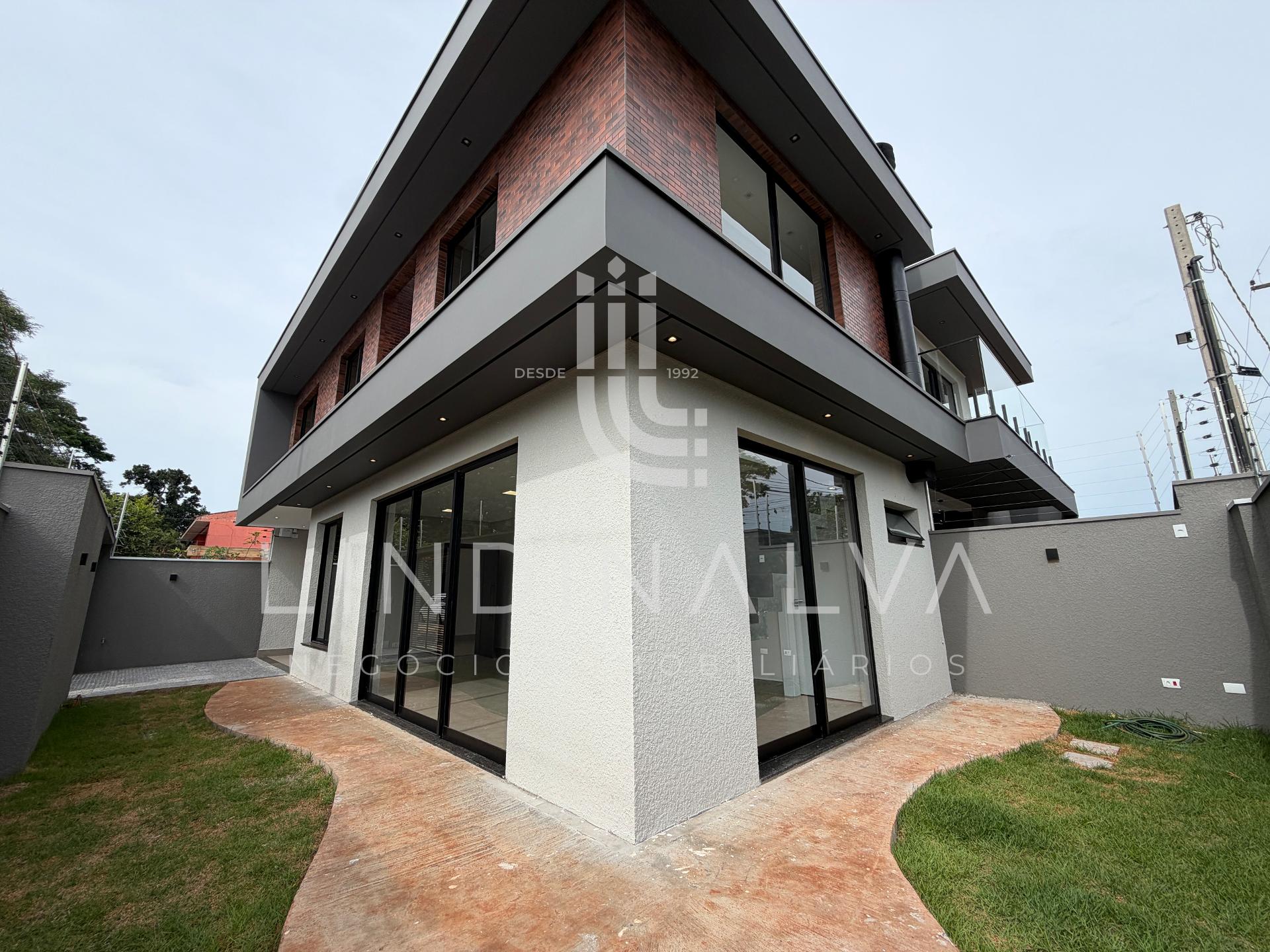 Sobrado de esquina no Parque Presidente, com suíte, 2 quartos ...