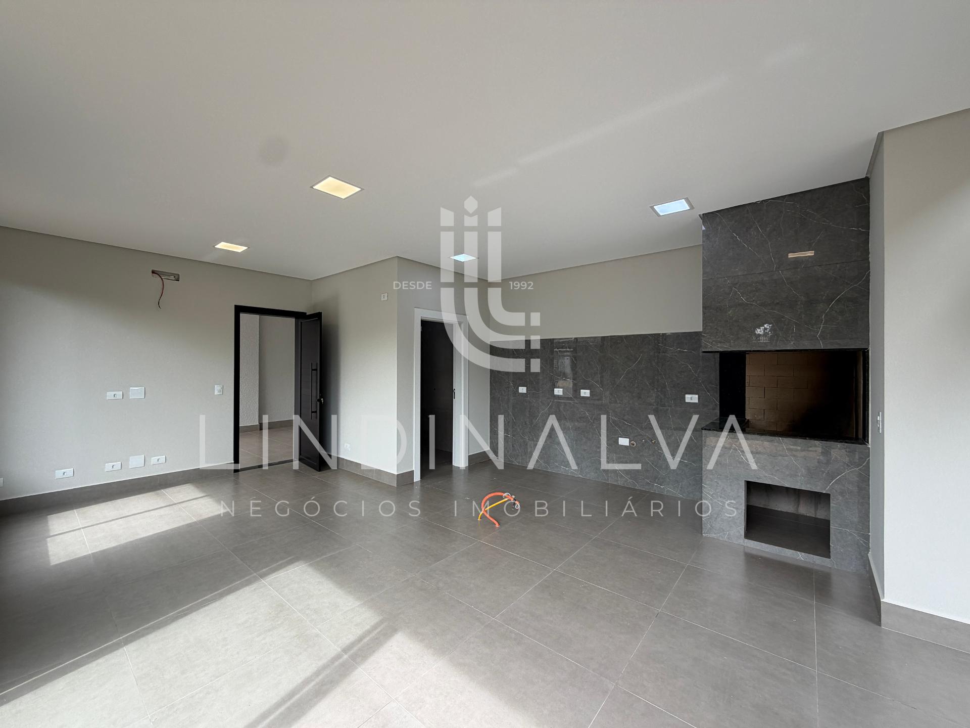 Sobrado de esquina no Parque Presidente, com suíte, 2 quartos ...