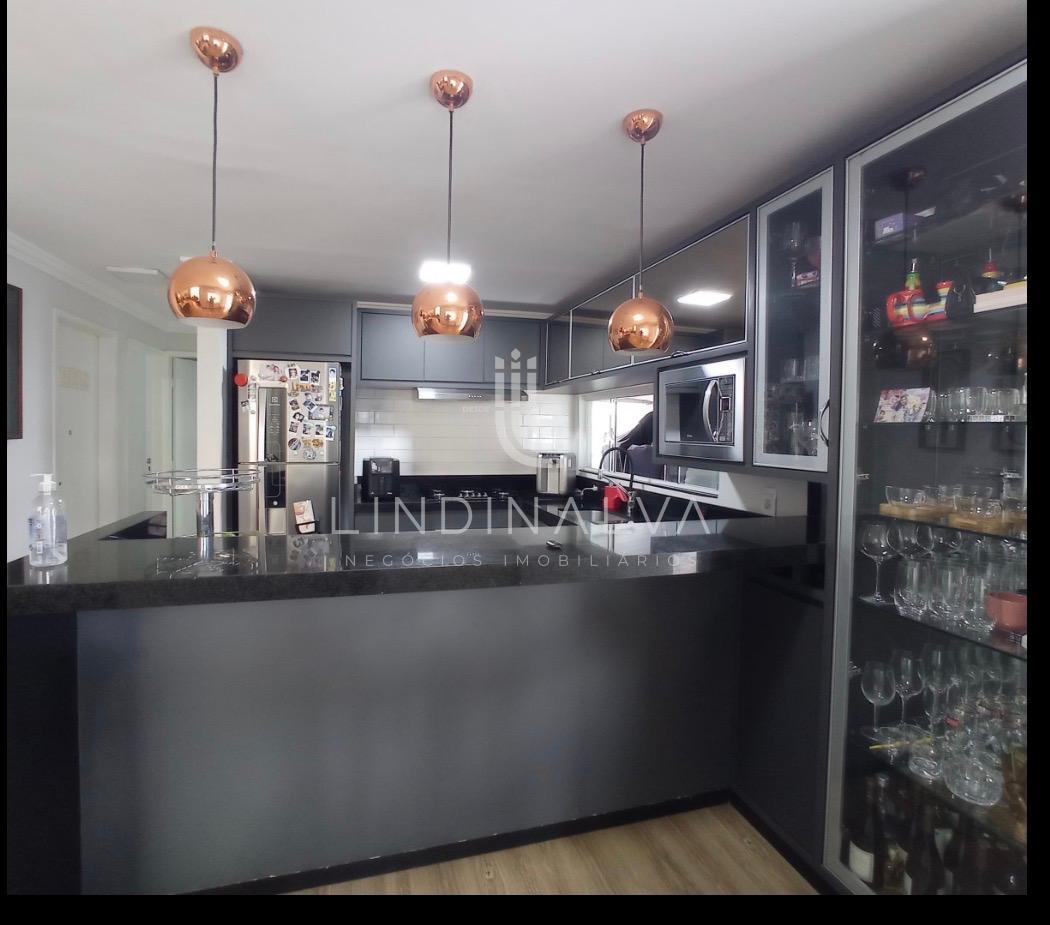 Casa mobiliada no Libra, com 4 dormitórios e área gourmet em Foz do Iguaçu