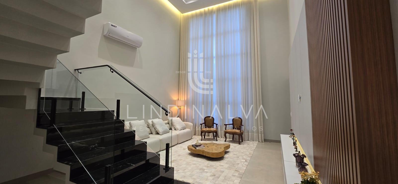 Sobrado novo mobiliado à venda no Condomínio Residencial Safira em Foz