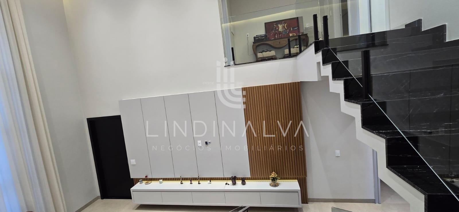 Sobrado novo mobiliado à venda no Condomínio Residencial Safira em Foz