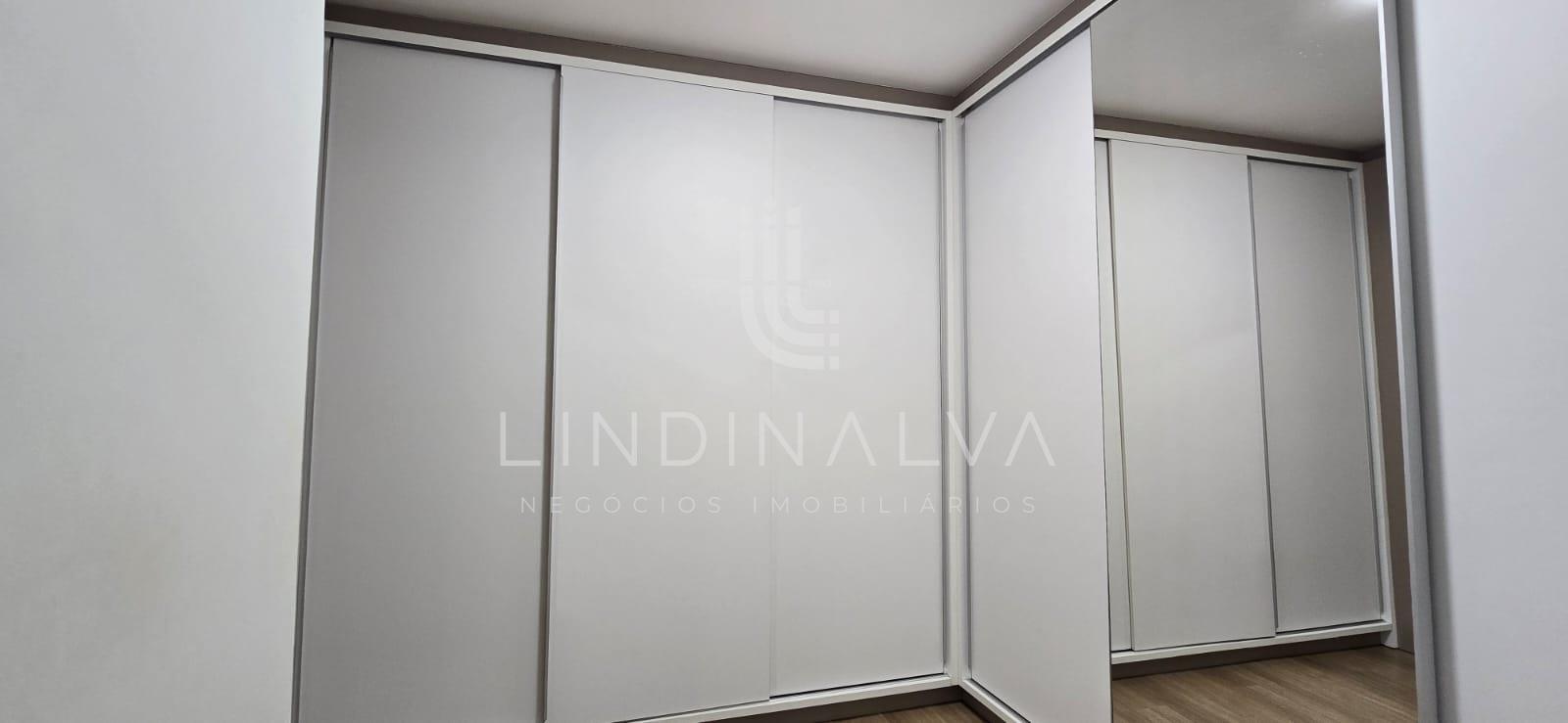 Sobrado novo mobiliado à venda no Condomínio Residencial Safira em Foz