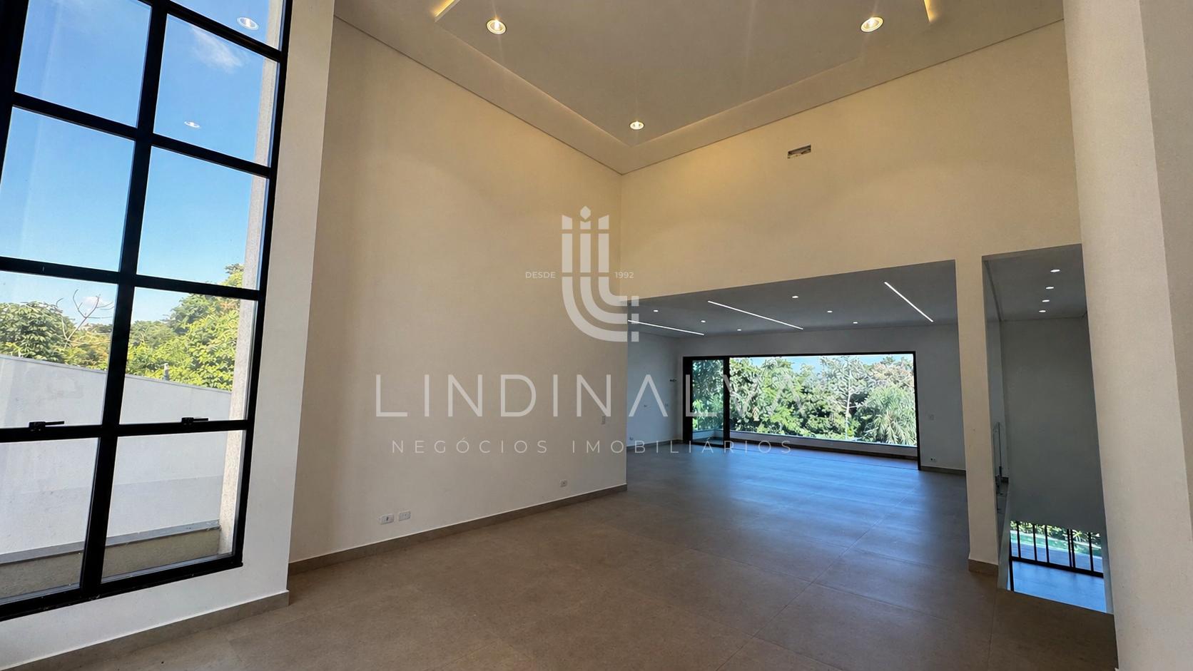 Casa alto padrão no Cond. Residencial Esmeralda - opção de parcelamento direto