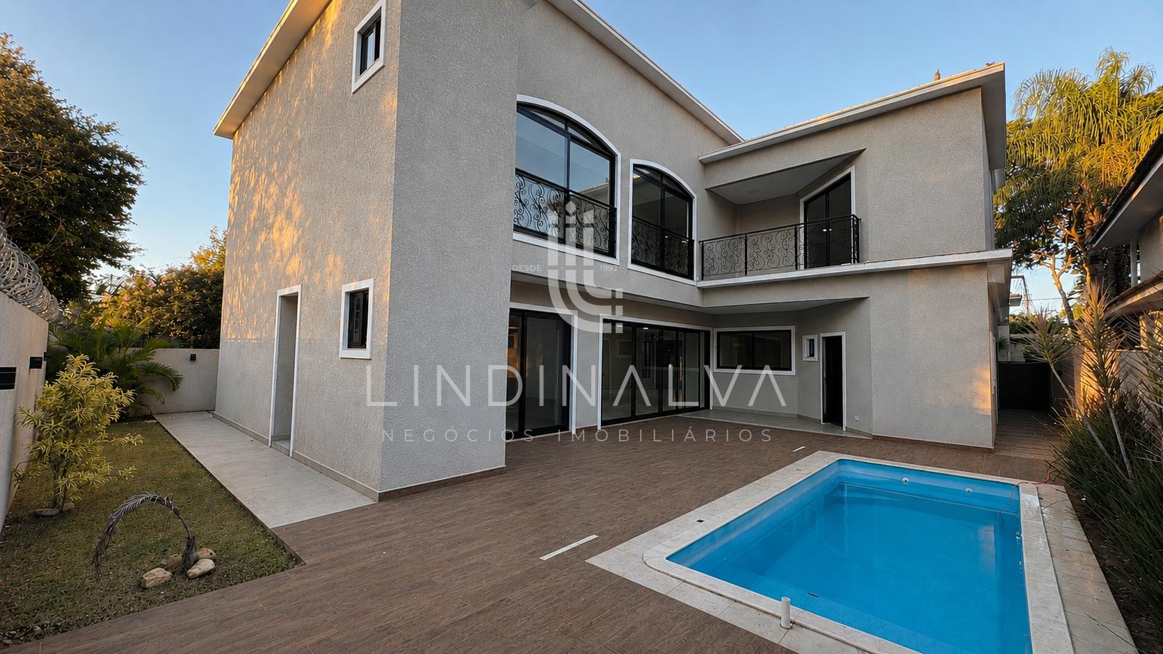 Sobrado com 5 suítes no Cond. Village Iguaçu | Vila Yolanda em Foz do Iguaçu PR