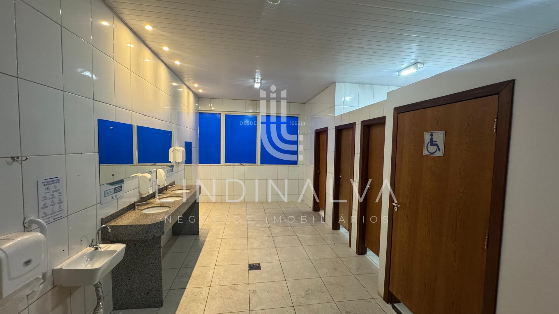 Barracão comercial com 1.800 m2 na Vila Pérola I Foz do Iguaçu PR