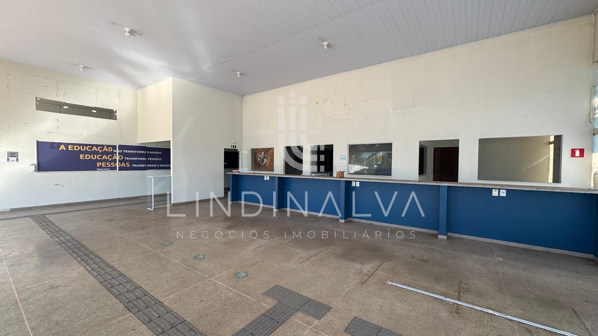 Barracão comercial com 1.800 m2 na Vila Pérola I Foz do Iguaçu PR