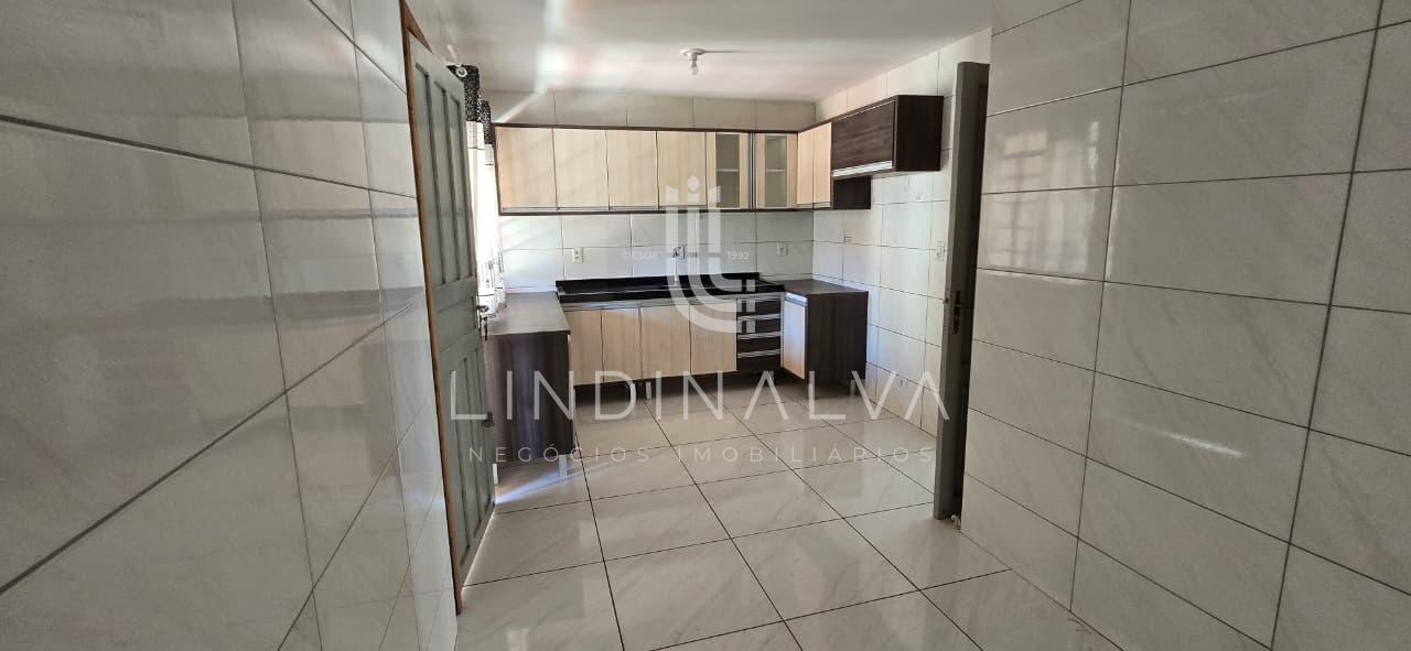 Casa com espaço nos fundos à venda no Conjunto Libra II em Foz do Iguaçu/PR