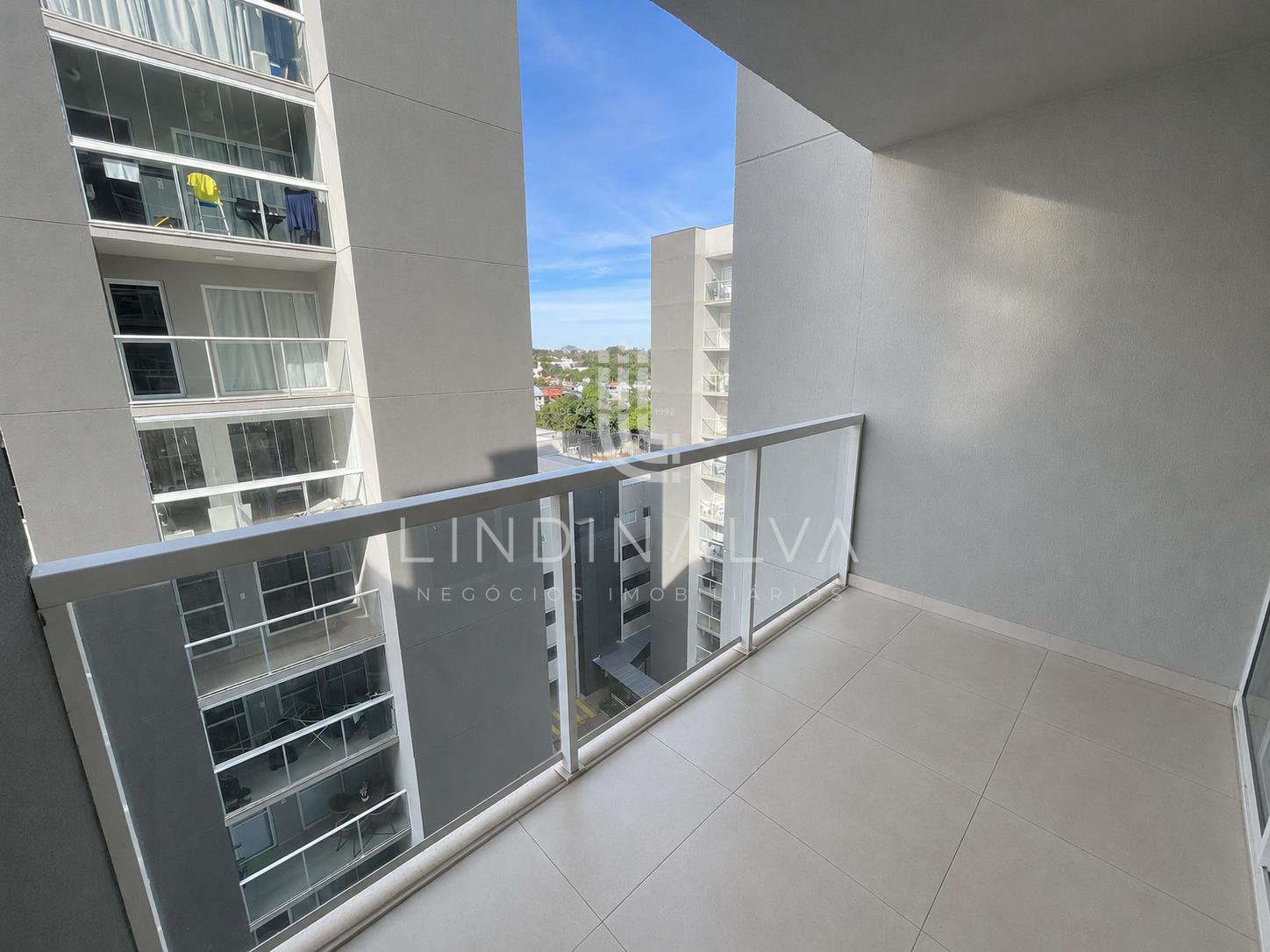 Apartamento semimobiliado com vista panorâmica no Royal Legacy | Vila Yolanda