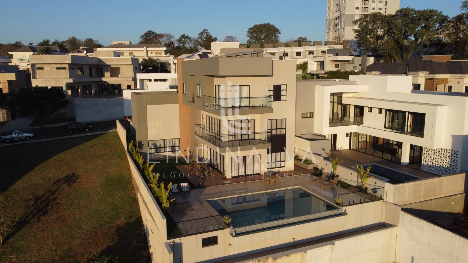 Casa de alto padrão com 4 suítes no Condomínio Porto Madero em Foz do Iguaçu/PR