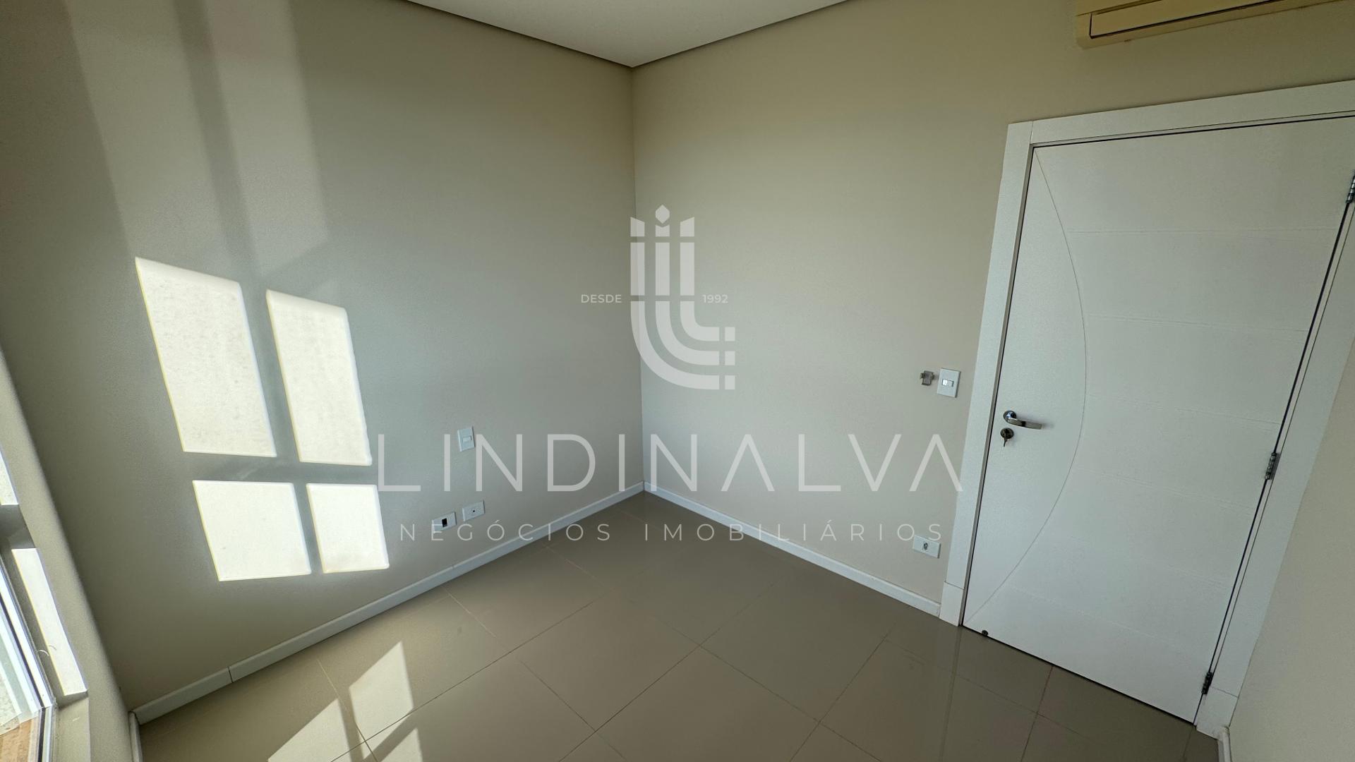 Apartamento semi-mobiliado com 3 quartos no Edifício Provence - Av. Pedro Brasso