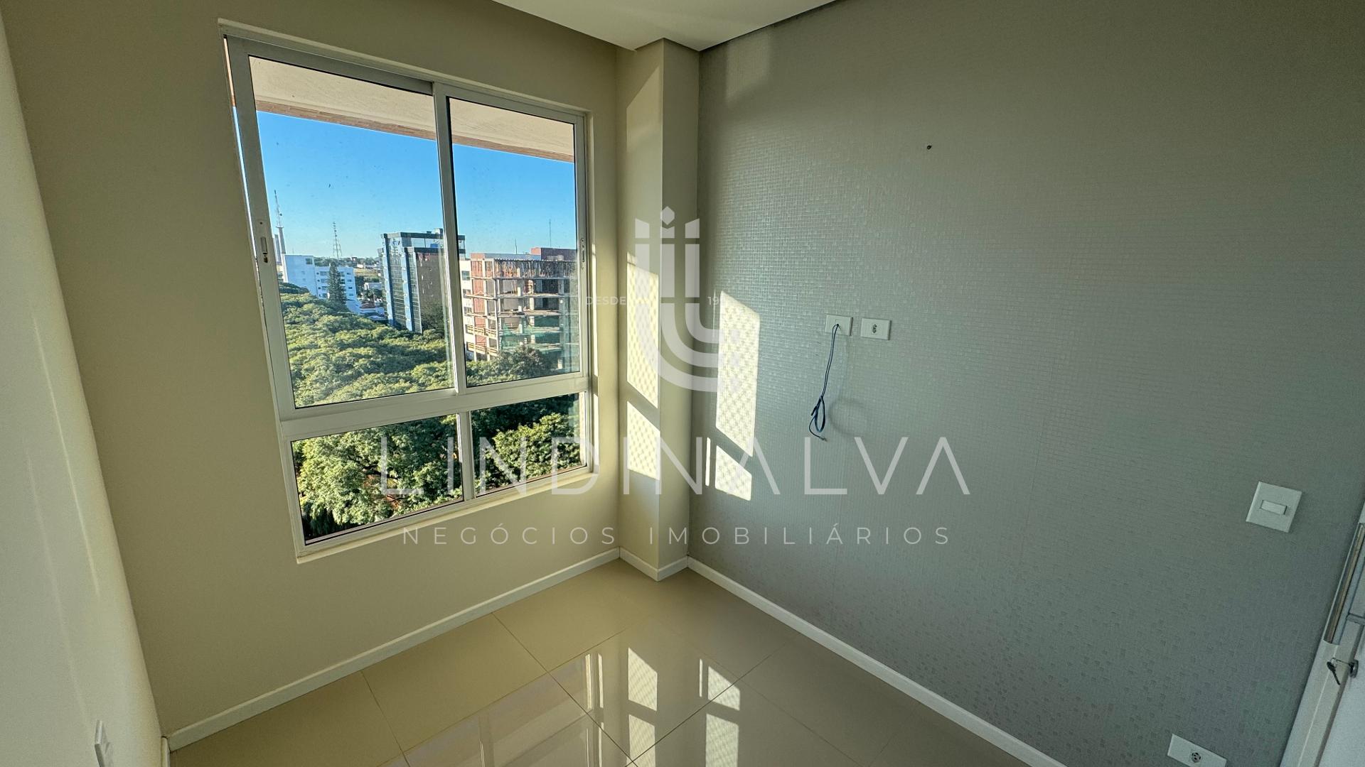 Apartamento semi-mobiliado com 3 quartos no Edifício Provence - Av. Pedro Brasso