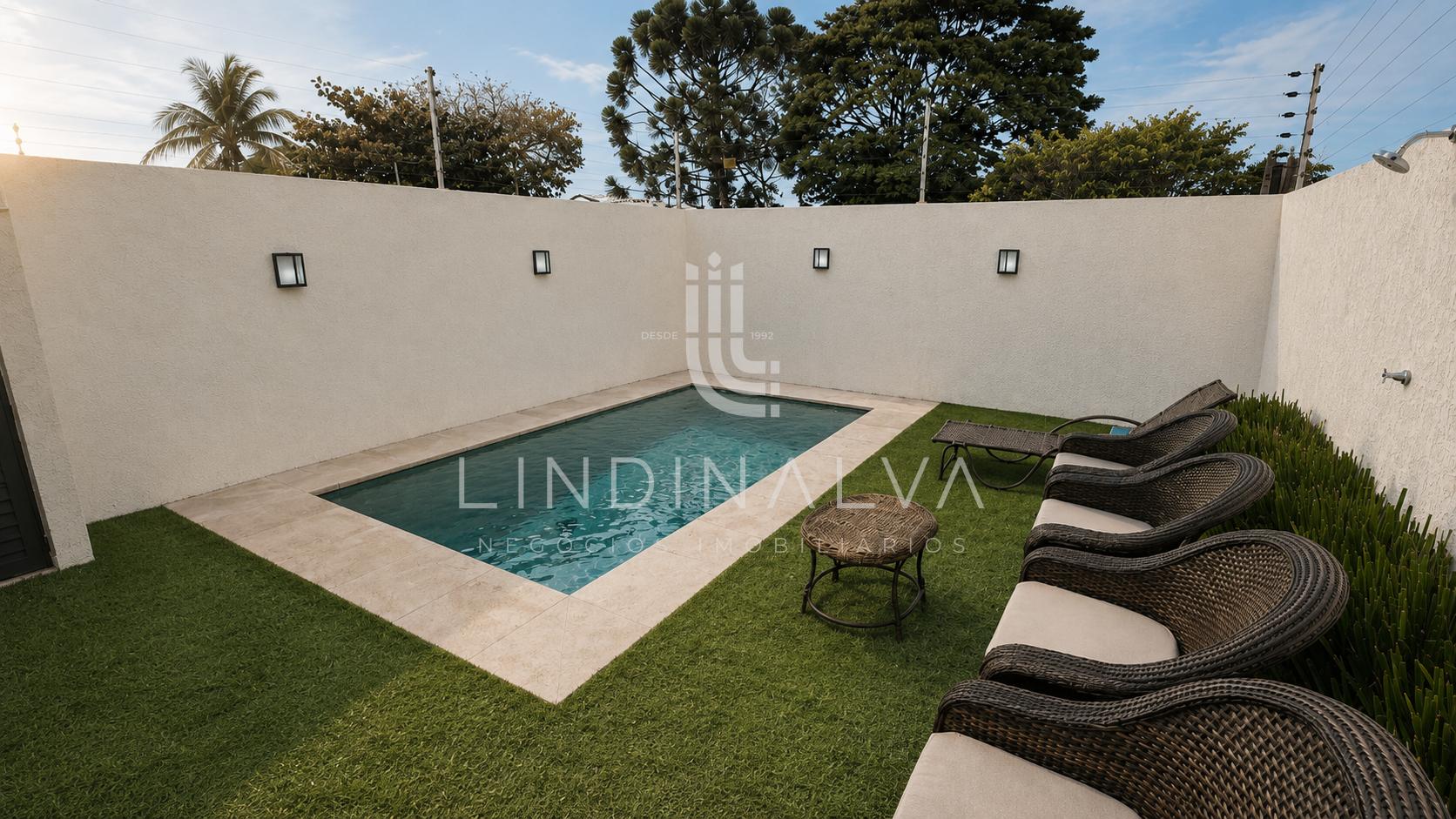 Lindo sobrado à venda, semi-mobiliado e com piscina, na Vila A