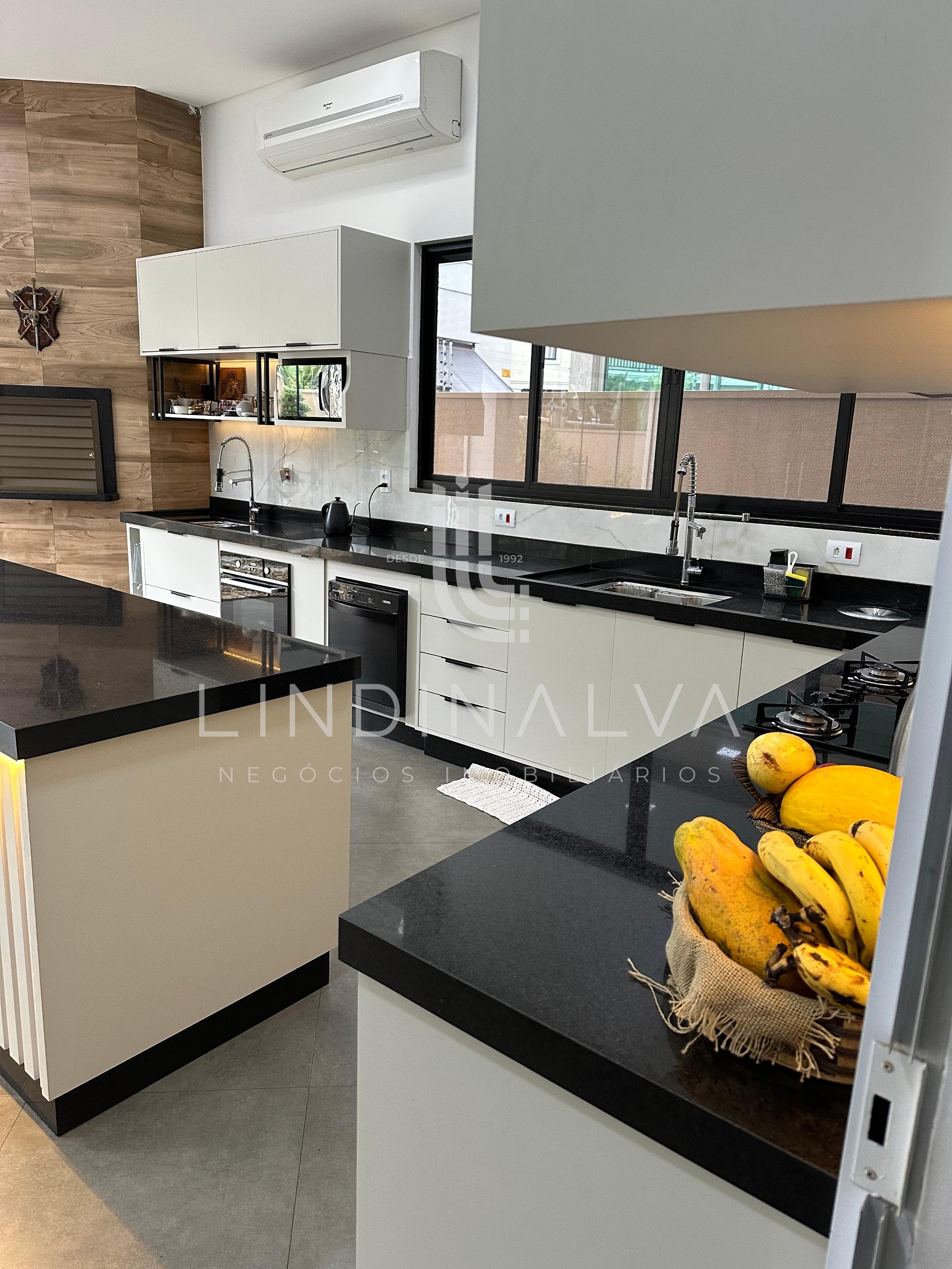 Sobrado, 305 m² - Foto 16