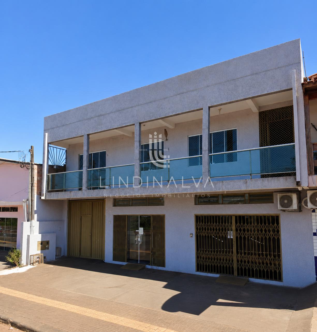 Prédio comercial na Av. Mario Filho, no Morumbi, em Foz do Iguaçu