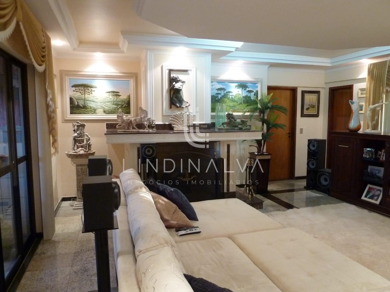 Cobertura Triplex à Venda no Edifício Serra Negra em Foz do Iguaçu