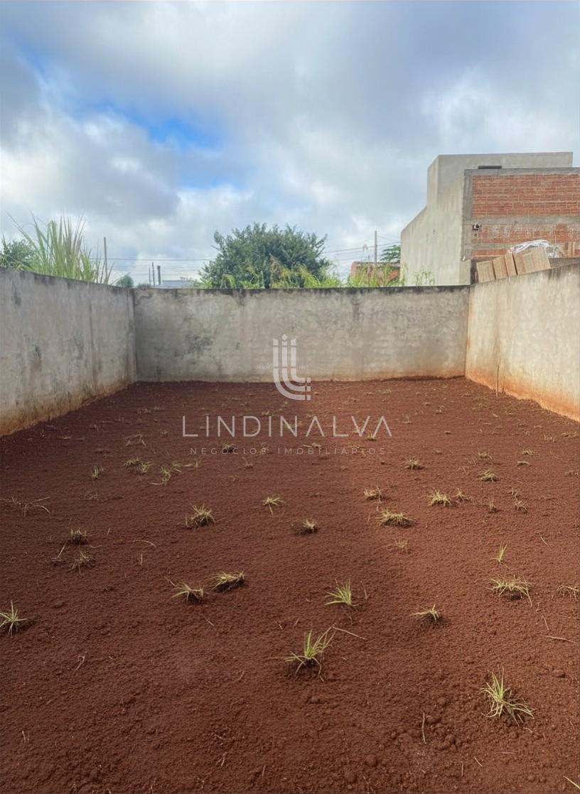 Terreno murado com 176,67m2 no Parque da Lagoa I em Foz do Igu...