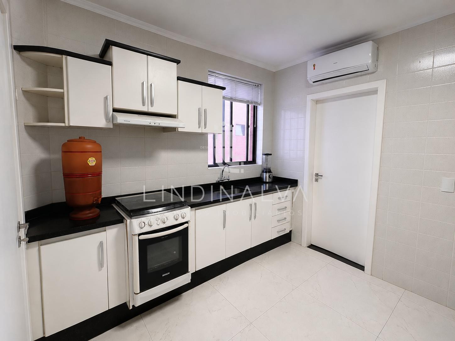 Apartamento no Edifício Monte Carlo I Centro de Foz do Iguaçu/PR