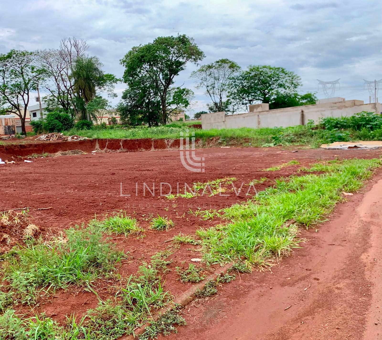 Terreno localizado no Jardim Universitário - próximo à Unila e...