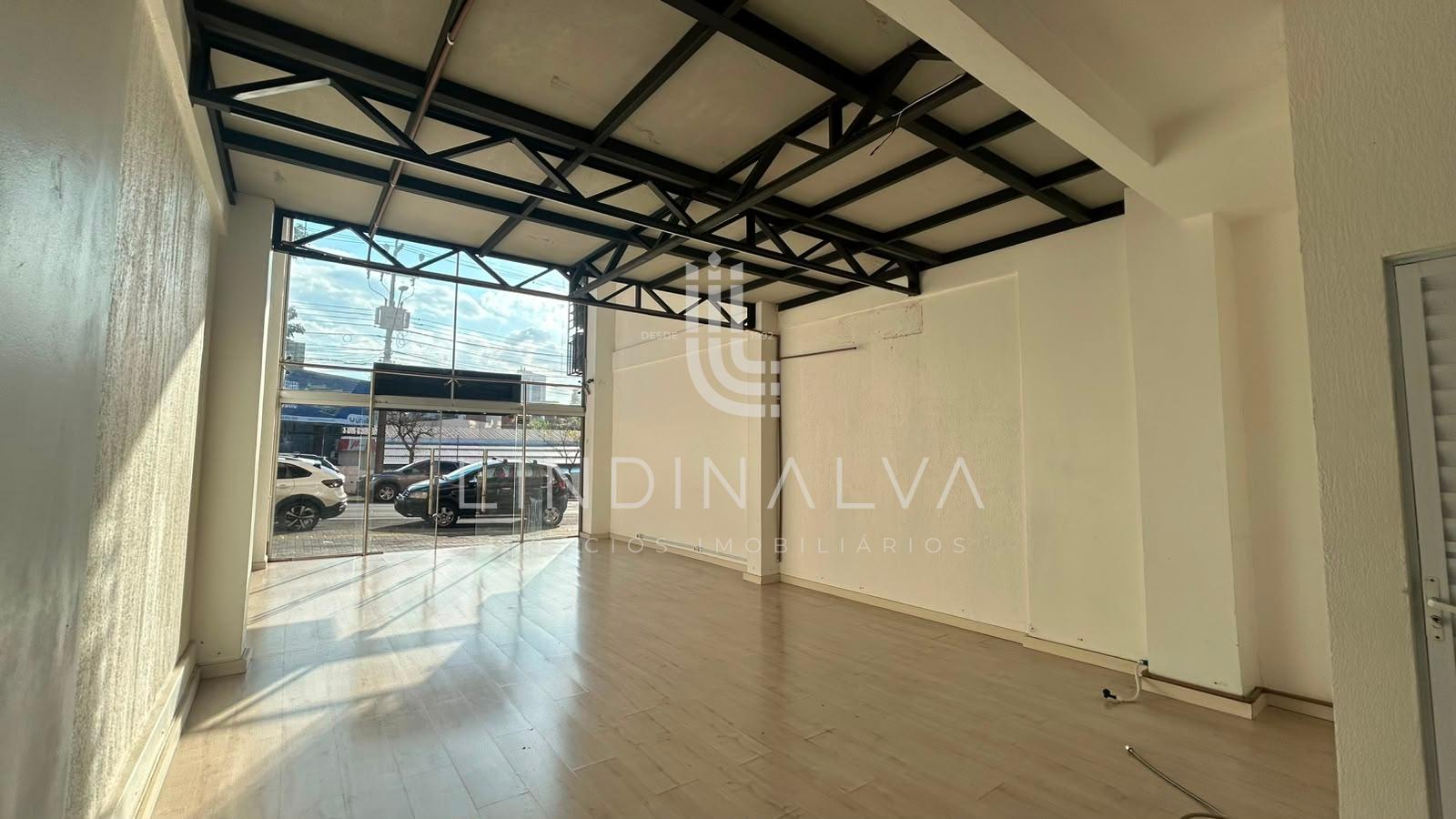 Sala Comercial no Centro, com mezanino, em Foz do Iguaçu