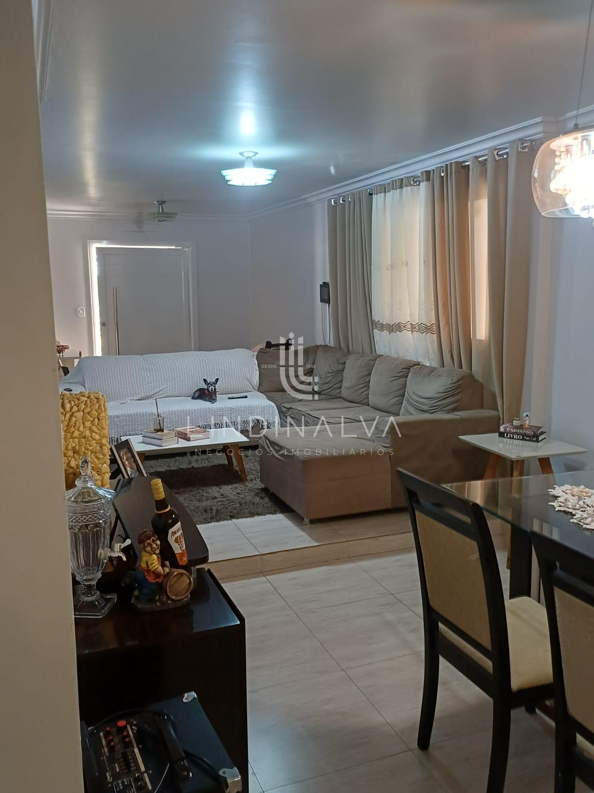Casa à venda com 297,37m2, edícula completa na Vila A I Foz do Iguaçu/PR