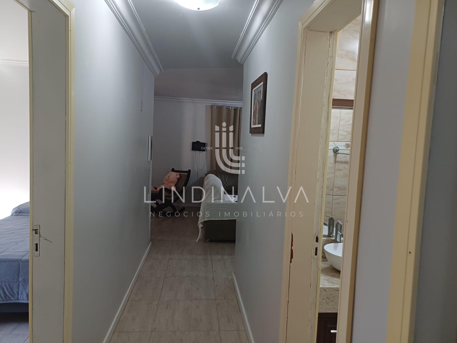 Casa à venda com 297,37m2, edícula completa na Vila A I Foz do Iguaçu/PR