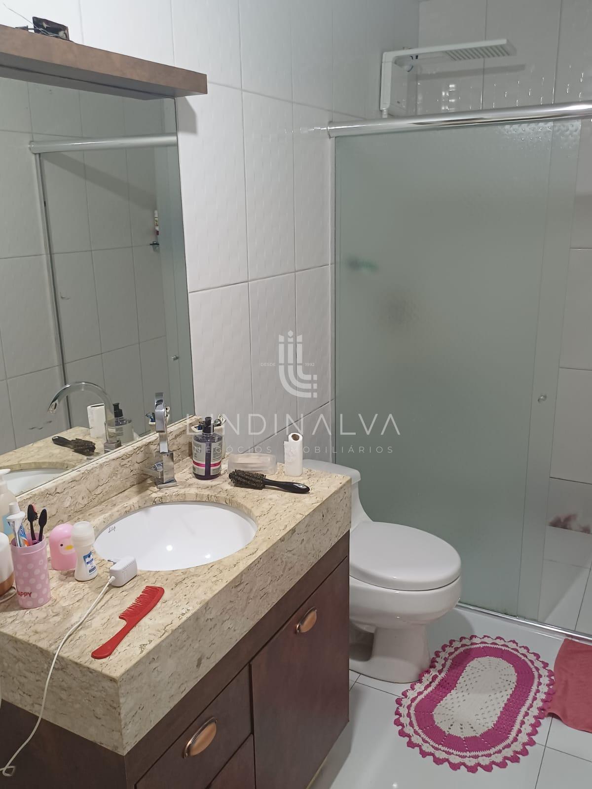 Casa à venda com 297,37m2, edícula completa na Vila A I Foz do Iguaçu/PR
