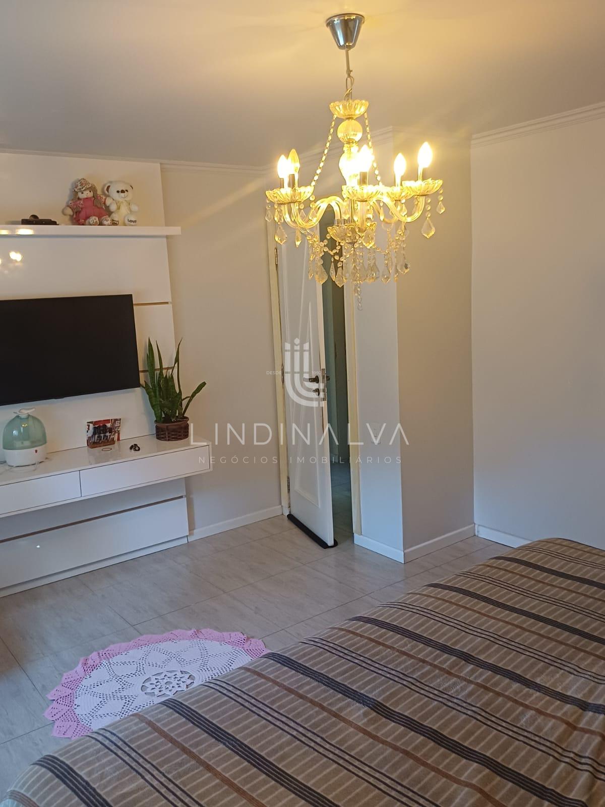 Casa à venda com 297,37m2, edícula completa na Vila A I Foz do Iguaçu/PR