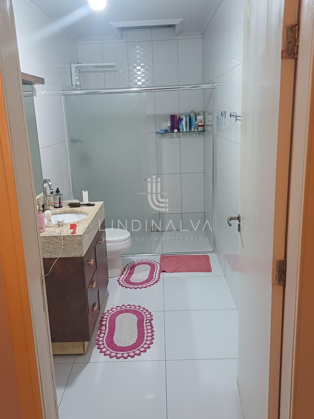 Casa à venda com 297,37m2, edícula completa na Vila A I Foz do Iguaçu/PR