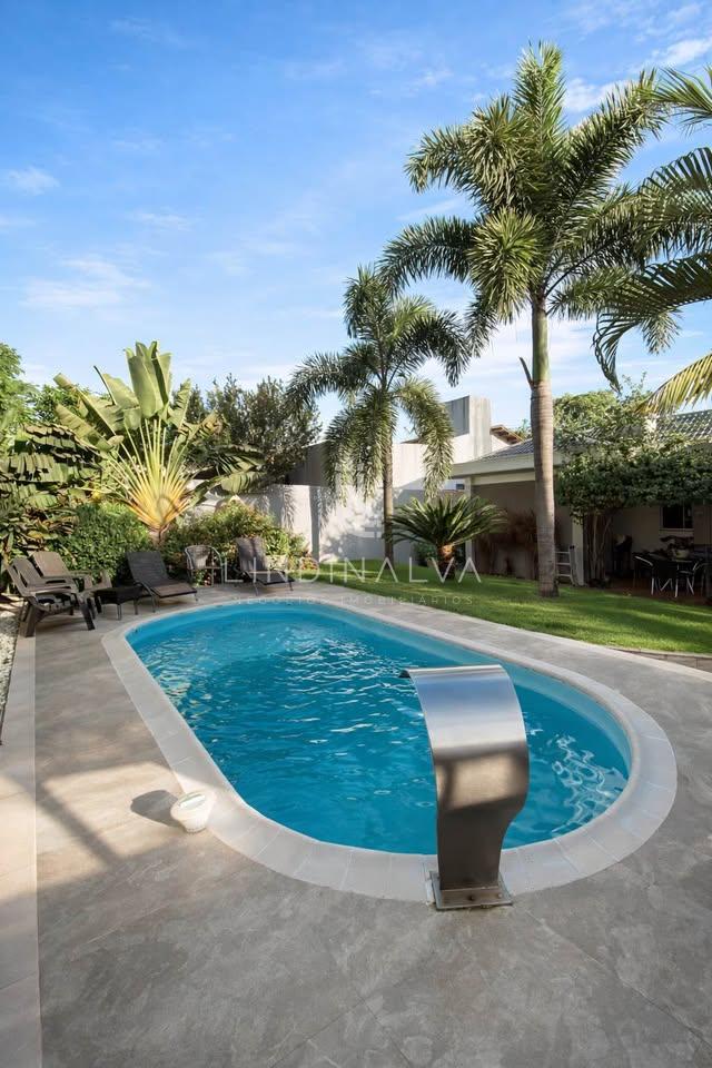 Casa térrea à venda no Condomínio Dom Olívio em Foz do Iguaçu/PR