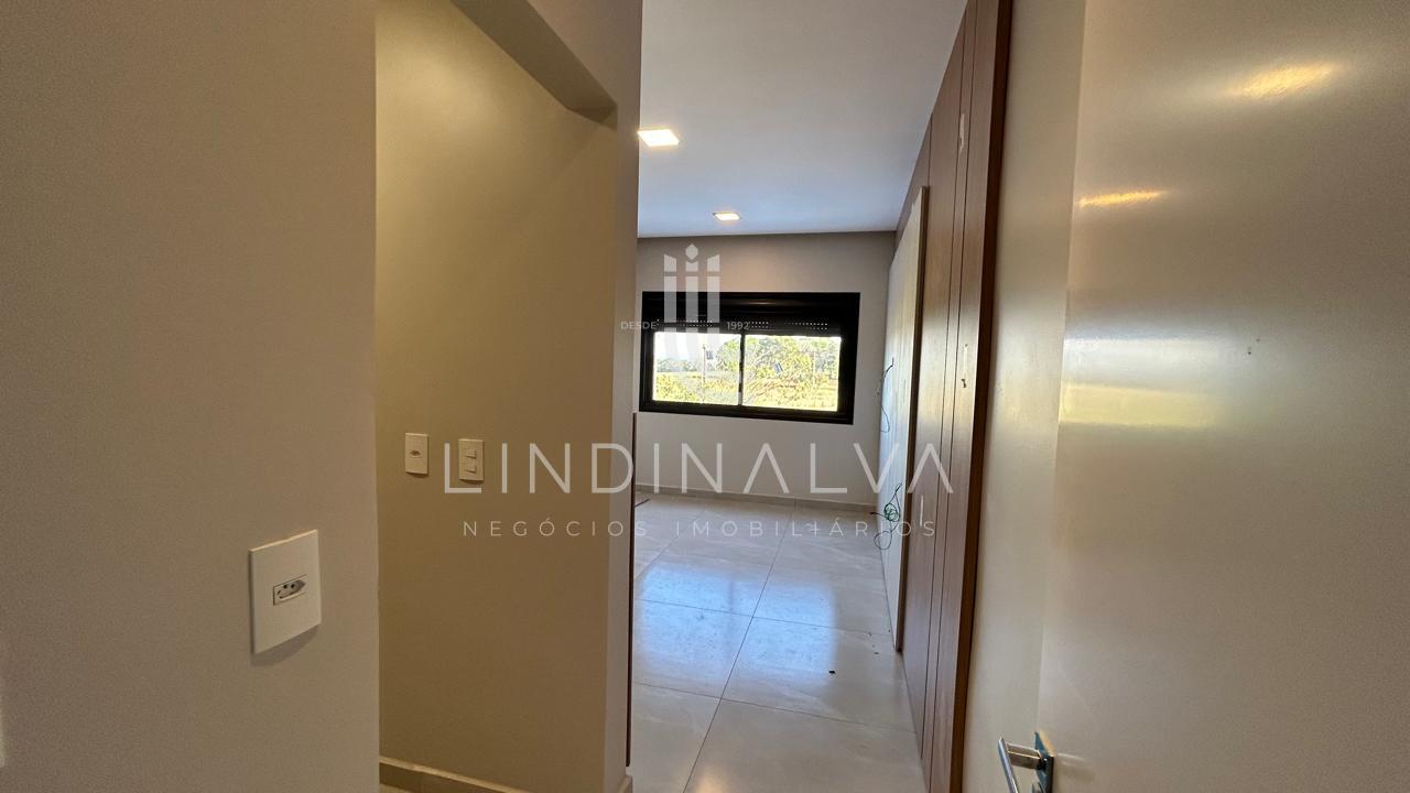 Sobrado à venda no Pioneiros, 1 suíte com closet e 2 quartos | Próx. ao Colégio COC Semeador