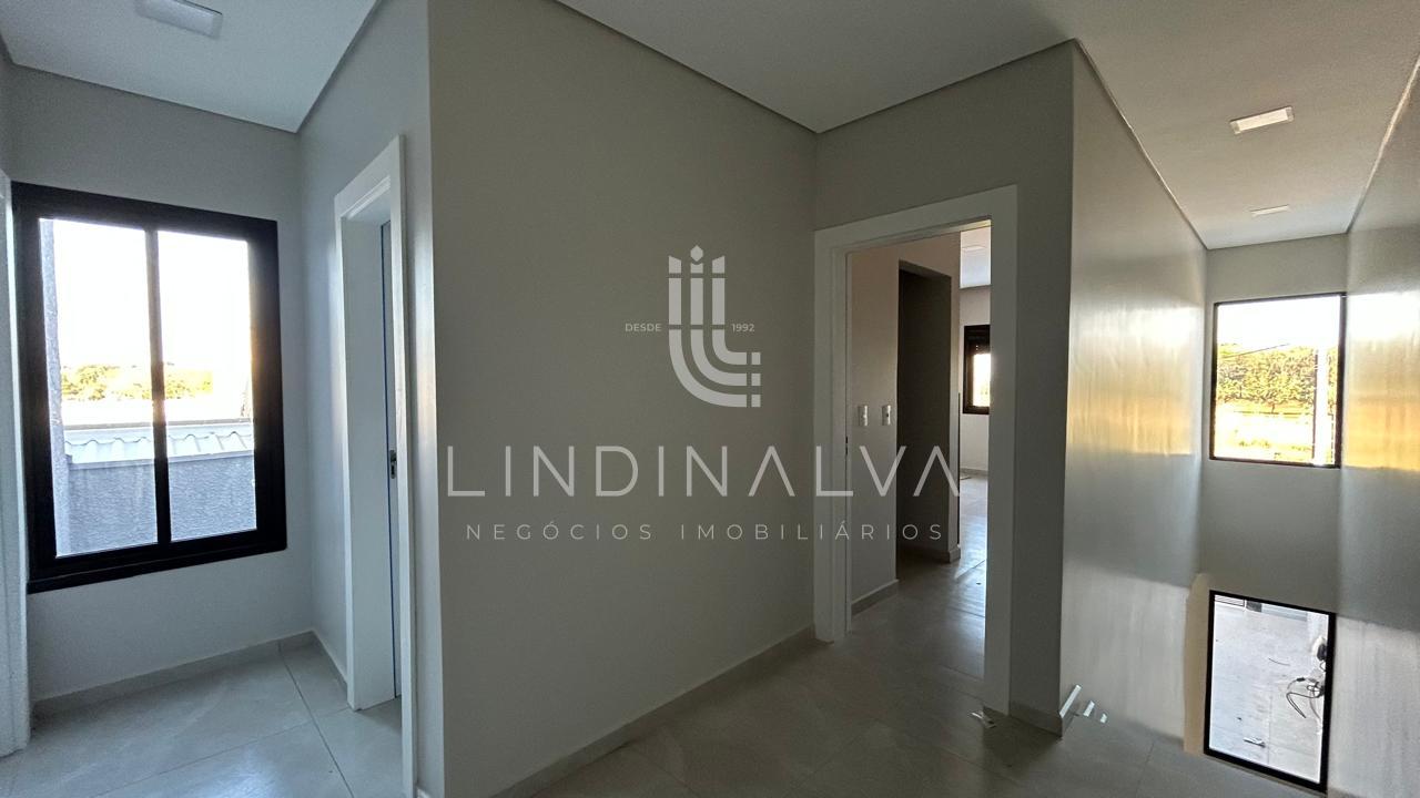 Sobrado à venda no Pioneiros, 1 suíte com closet e 2 quartos | Próx. ao Colégio COC Semeador