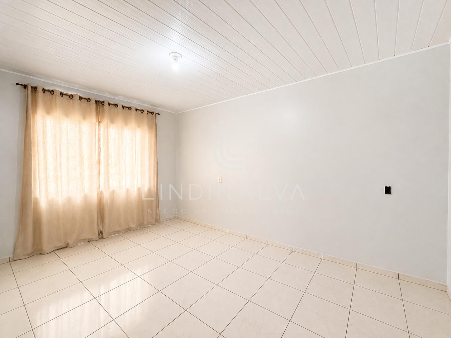 Apartamento com sala comercial e casa nos fundos à venda no Porto Meira/Foz