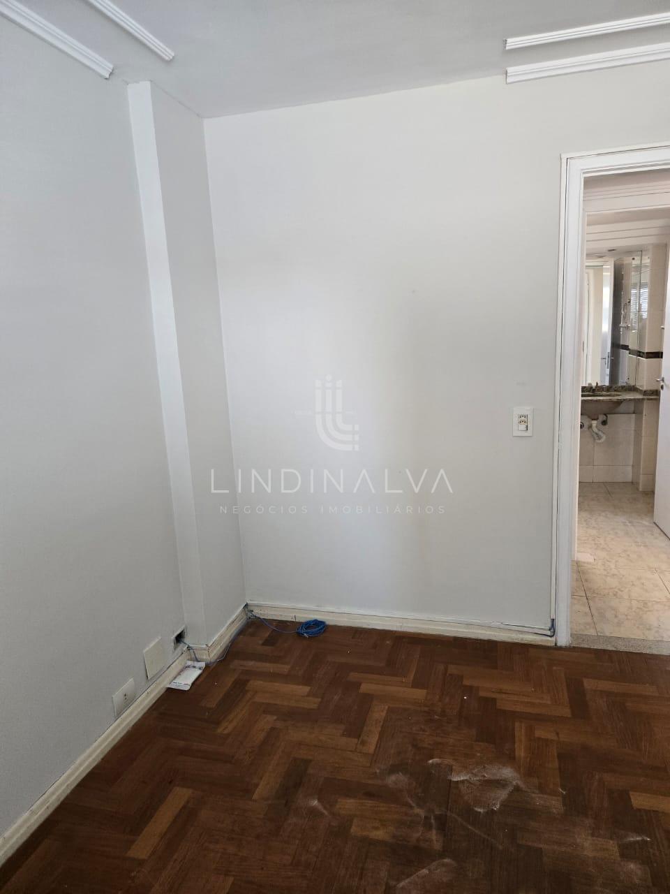 Apartamento amplo à venda no Edifício San Ignácio (1 andar) em Foz do Iguaçu/PR