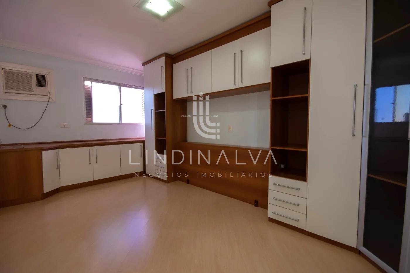 Apartamento amplo à venda no Edifício San Ignácio em Foz do Iguaçu