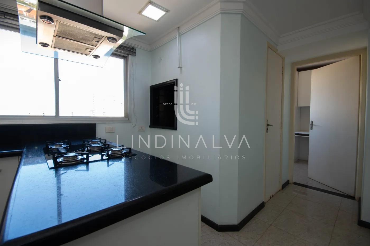 Apartamento amplo à venda no Edifício San Ignácio em Foz do Iguaçu