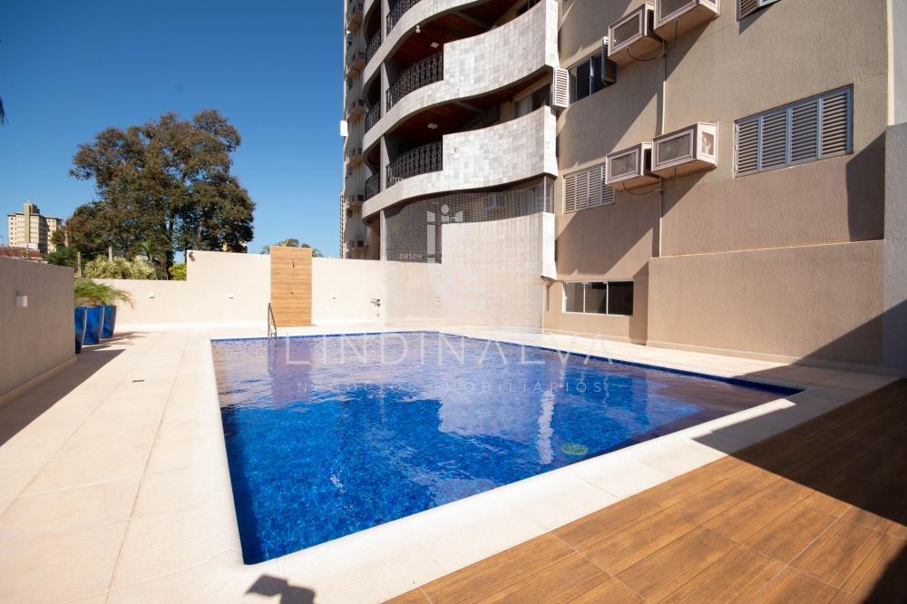 Apartamento amplo à venda no Edifício San Ignácio em Foz do Iguaçu
