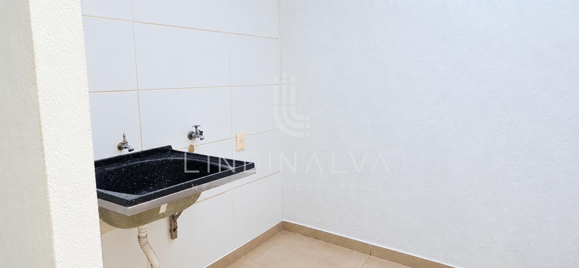 Sobrado com 3 dormitórios à venda ou locação,117.00 m², Jardim Iguaçu, FOZ DO IGUACU - PR