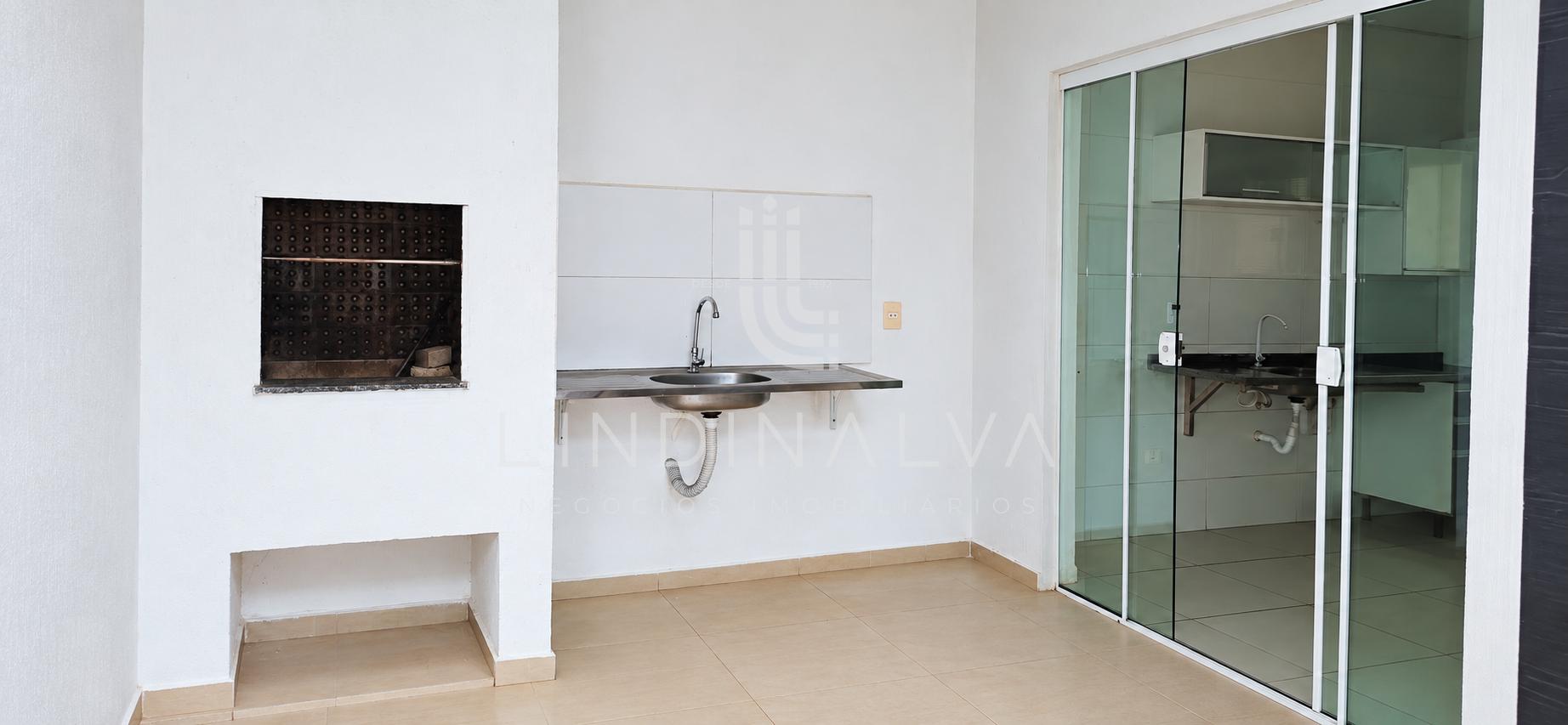 Sobrado com 3 dormitórios à venda ou locação,117.00 m², Jardim Iguaçu, FOZ DO IGUACU - PR