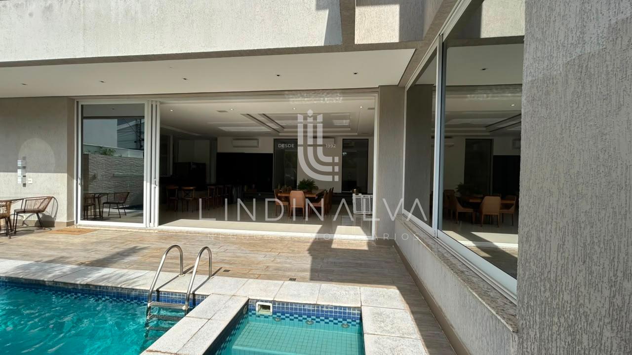 Sobrado mobiliado à venda no Cond. Terras Alpha 2 - Com 4 suítes  piscina