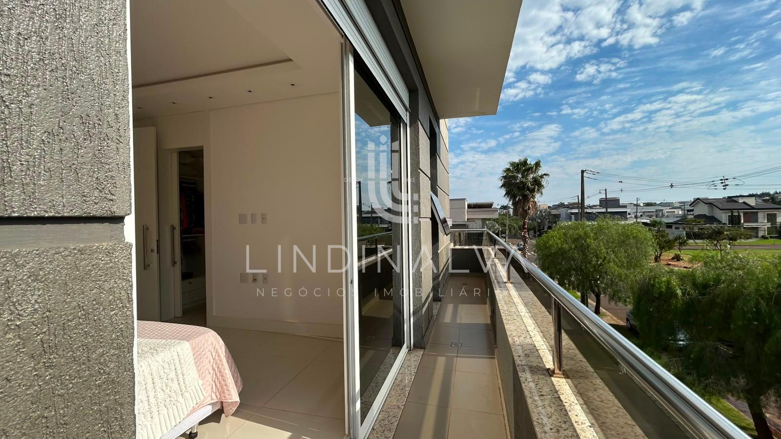 Sobrado mobiliado à venda no Cond. Terras Alpha 2 - Com 4 suítes  piscina