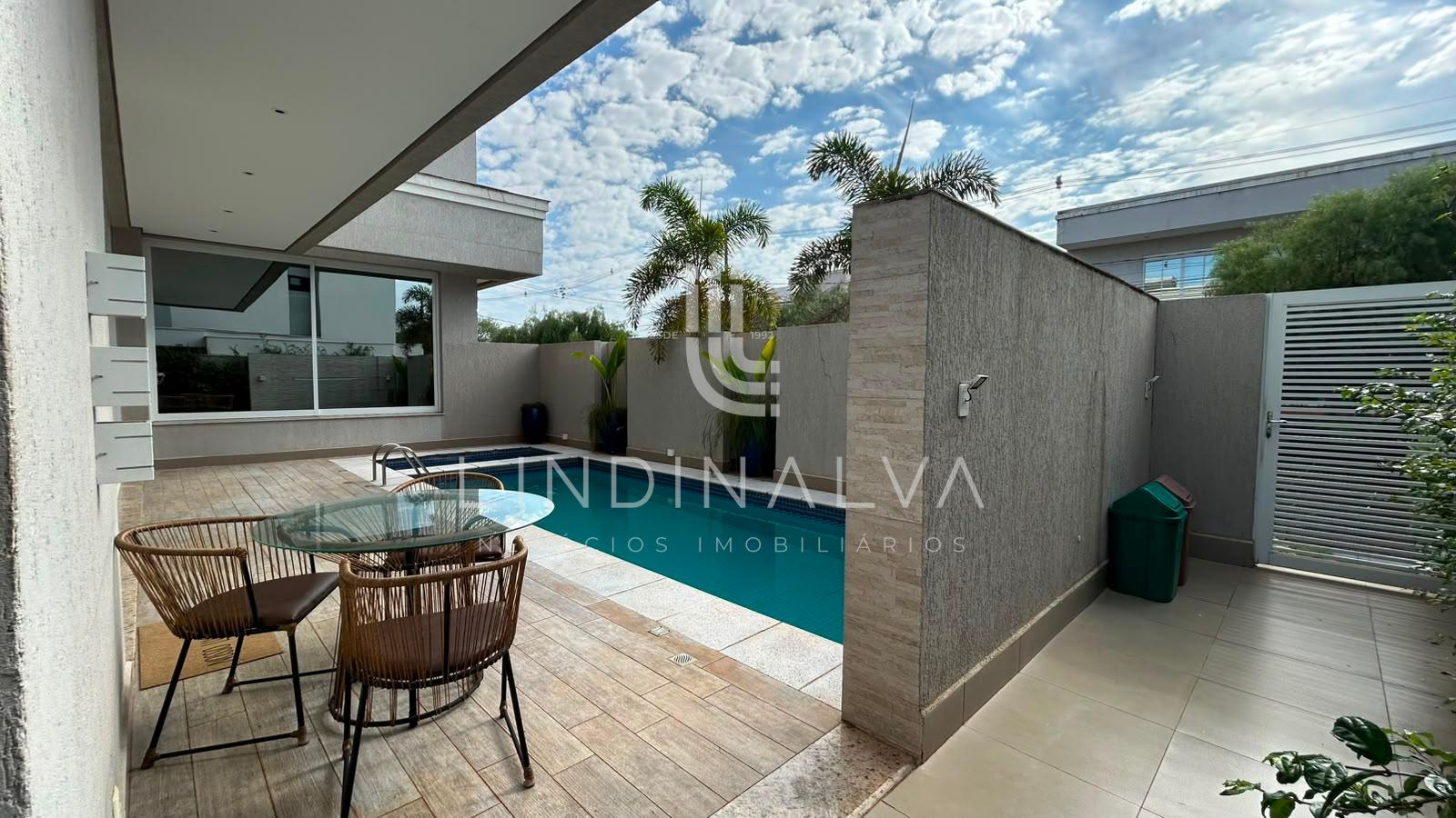 Sobrado mobiliado à venda no Cond. Terras Alpha 2 - Com 4 suítes  piscina