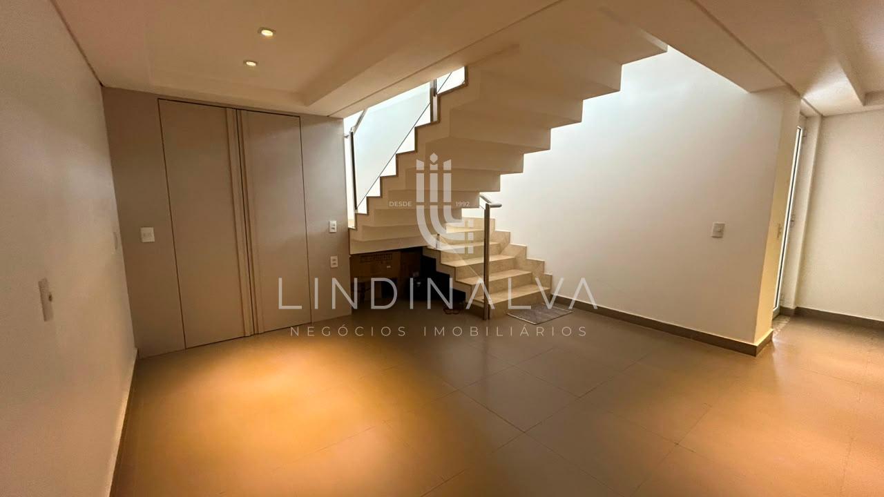 Sobrado mobiliado à venda no Cond. Terras Alpha 2 - Com 4 suítes  piscina