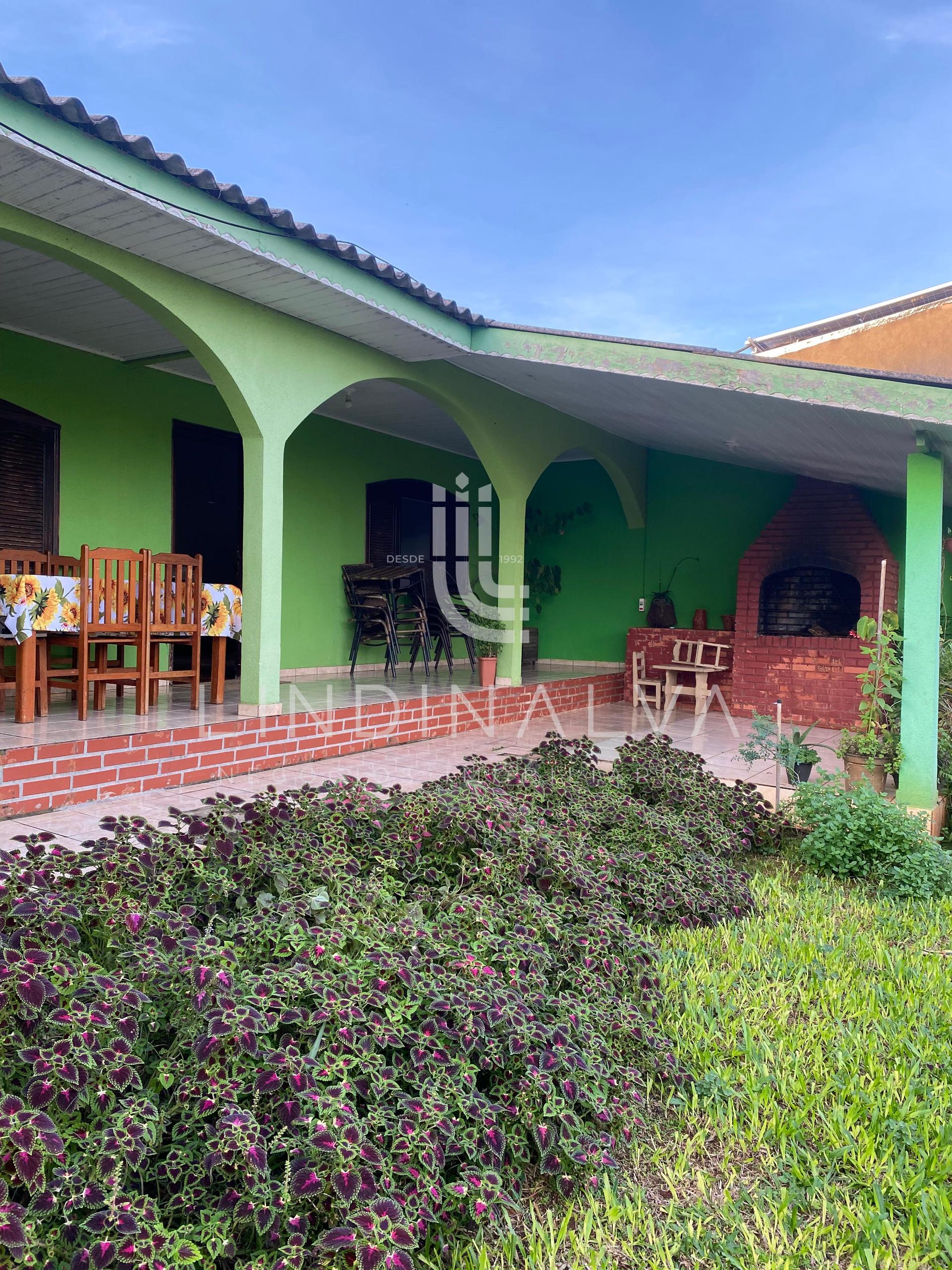 Casa ampla à venda no Parque Ouro Verde  Terreno de 421,00m2