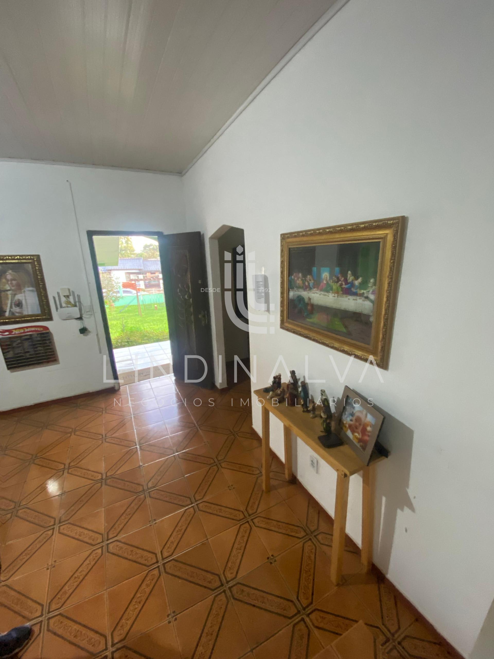 Casa ampla à venda no Parque Ouro Verde  Terreno de 421,00m2
