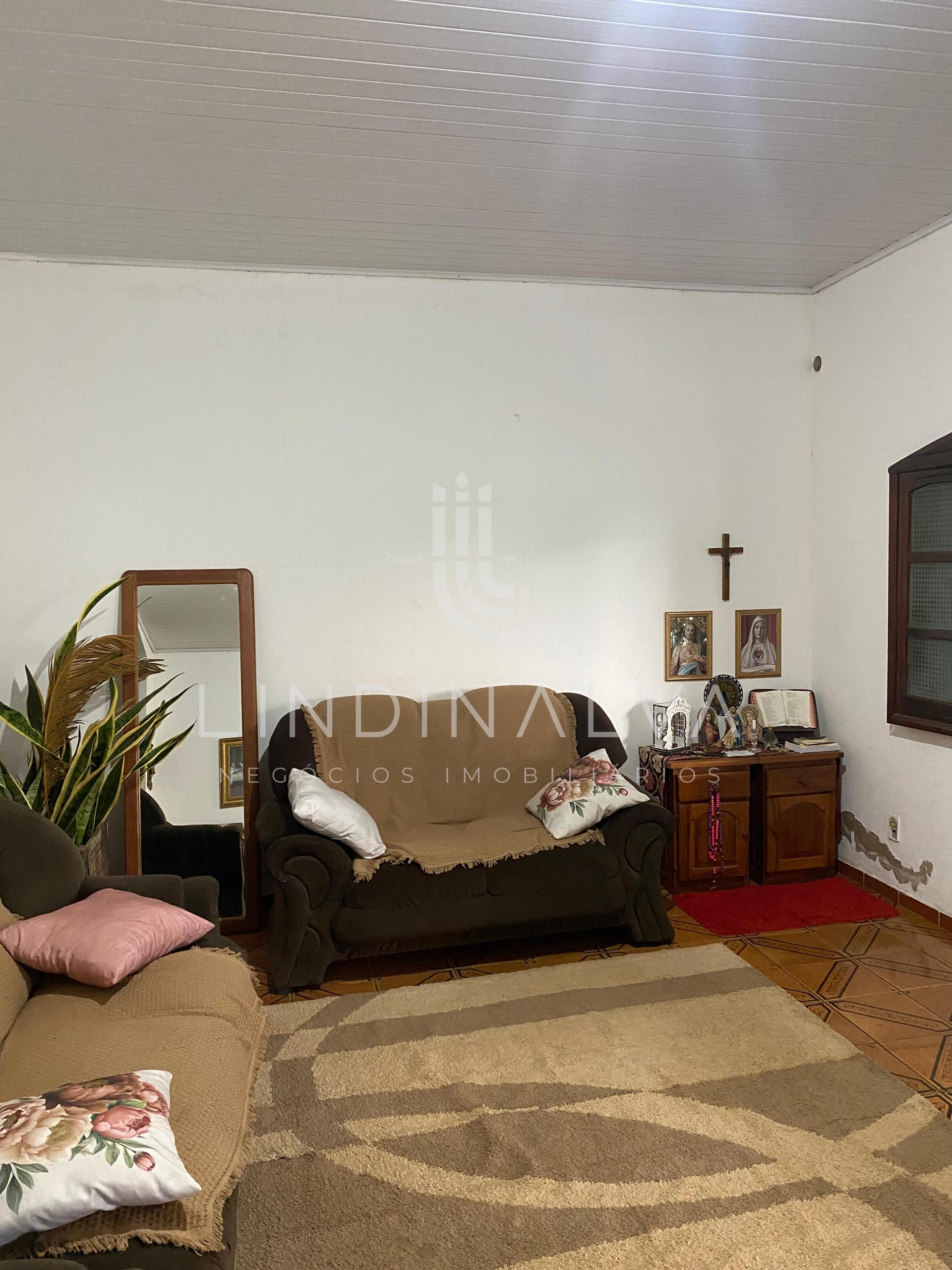 Casa ampla à venda no Parque Ouro Verde  Terreno de 421,00m2