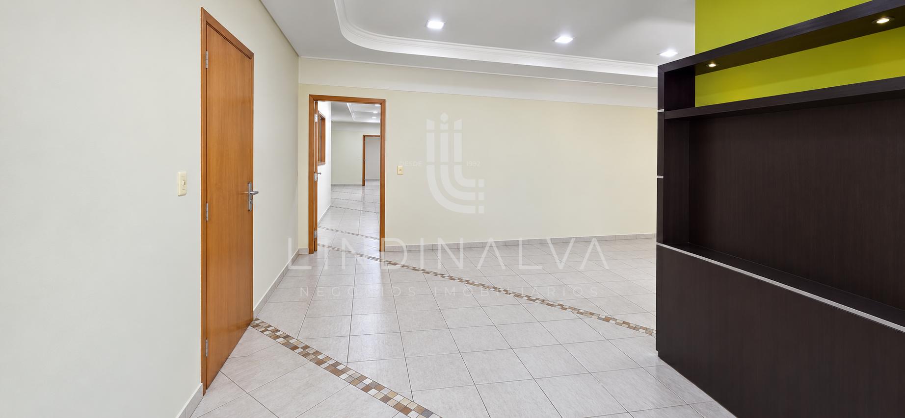 Aluga área Comercial com 369 m² na Rua Mem de Sá - Jd. Festugatto - Foz